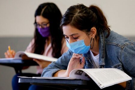 Australian universities offer international students tuition rebates