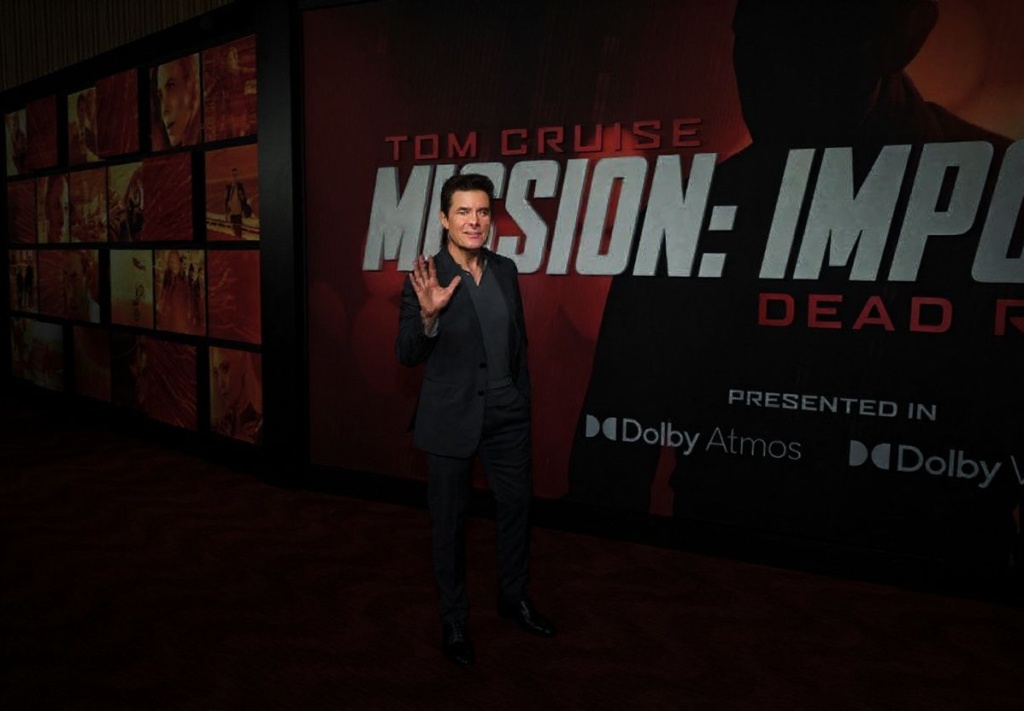 Perhaps the most famous actor to do their own stunts is Tom Cruise. Source: