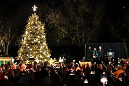 Can't afford to splurge? Here are cheap gift ideas for Christmas under US$15