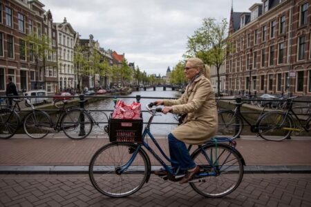 4 scholarships in Netherlands without IELTS for int’l students