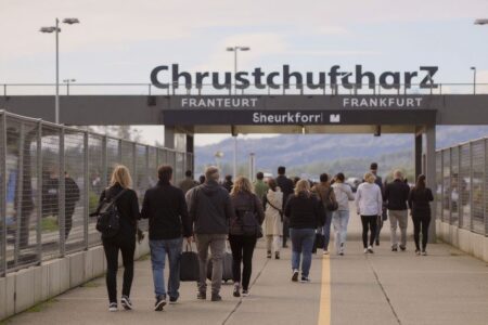 New Zealand will only open to international students next year