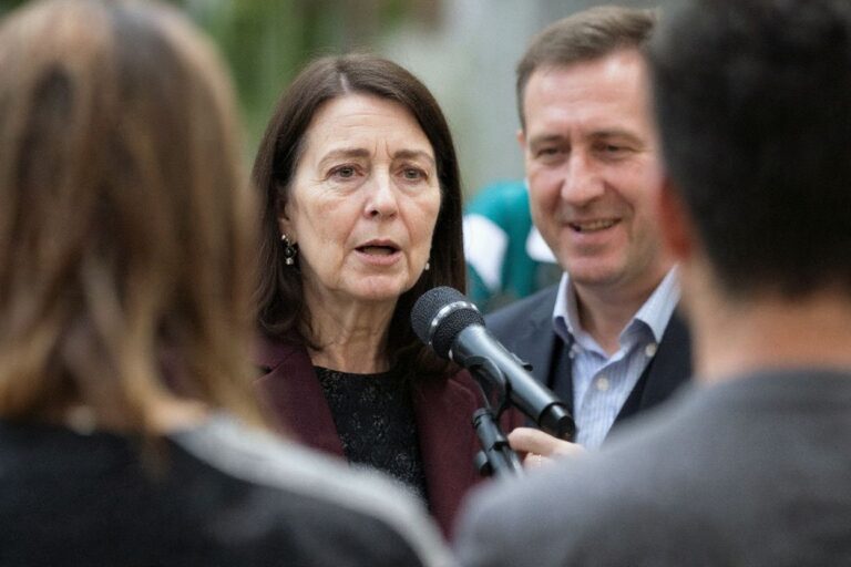 New Zealand to reopen its borders to int'l students from October