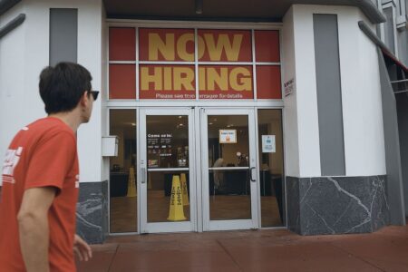 Job shortage in Canada: More employers willing to overlook lack of work experience among int’l students