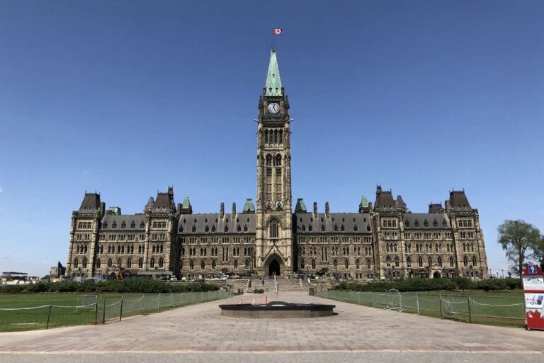 Canada issued record-breaking 450,000 study permits in 2021