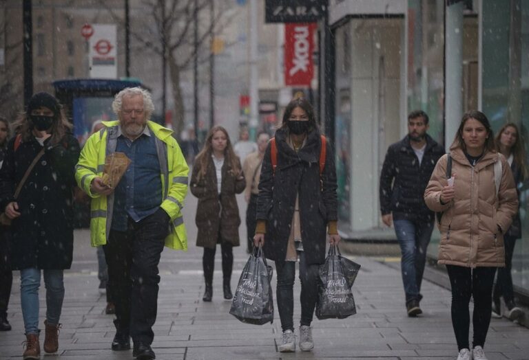 Post-Brexit changes for EU students who study in Britain from 2021