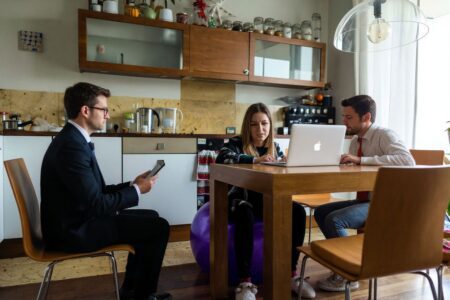 How to find the perfect Zoom background for your online classes