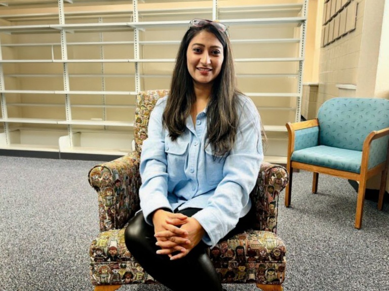 Despite being a dentist, Mathur felt her interest in computers and technology growing. Source: