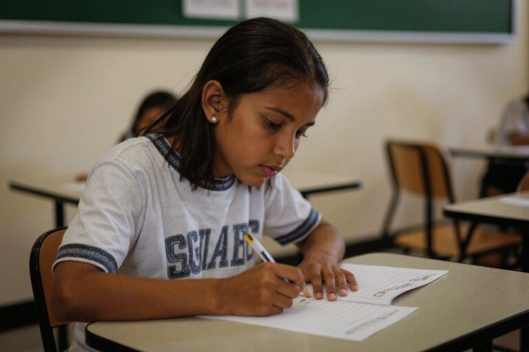 3 best English proficiency tests for international students