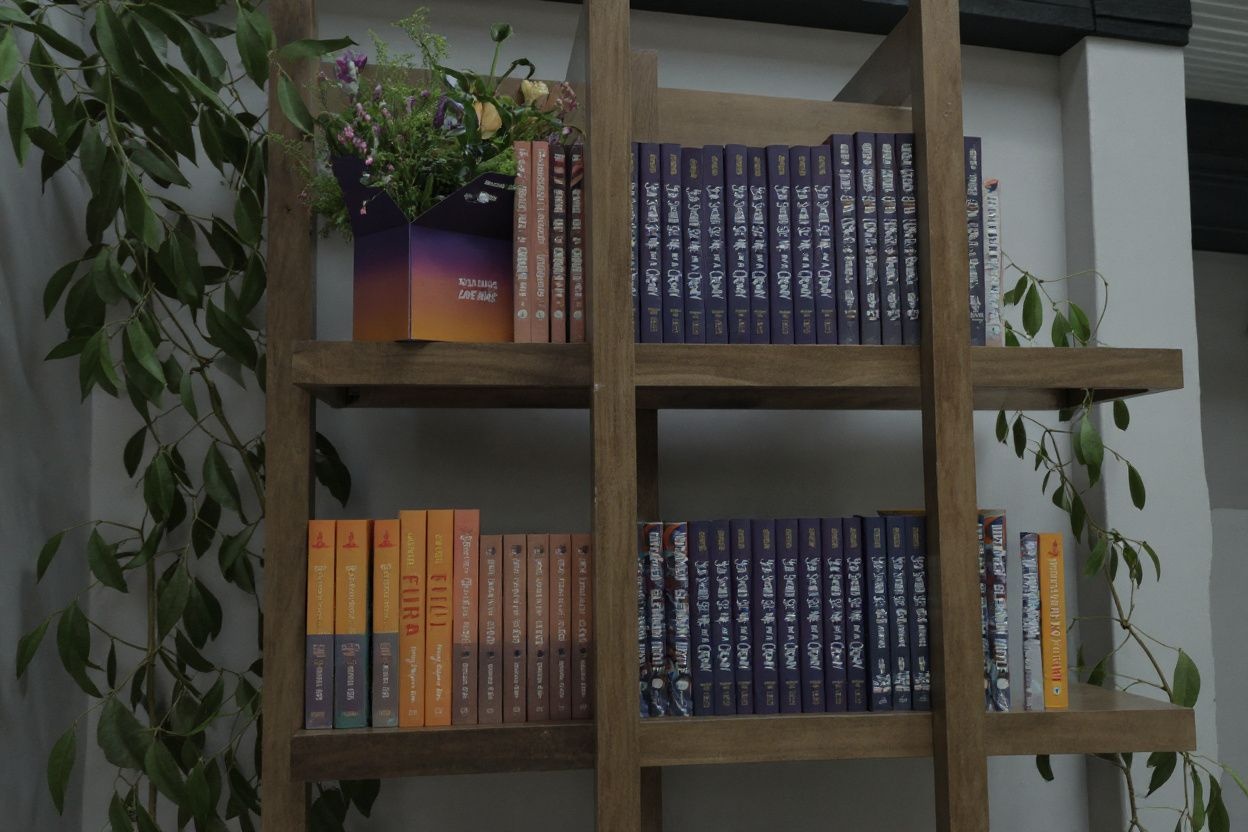 Of course, using ChatGPT to summarise a physical book is hard, unless there is a digital copy of it available. Source: