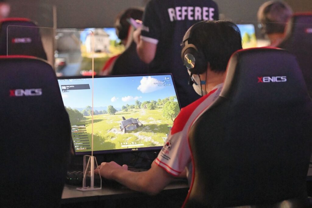 Video games can improve communication, adaptability and resourcefulness. Source: Jung Yeon-je /