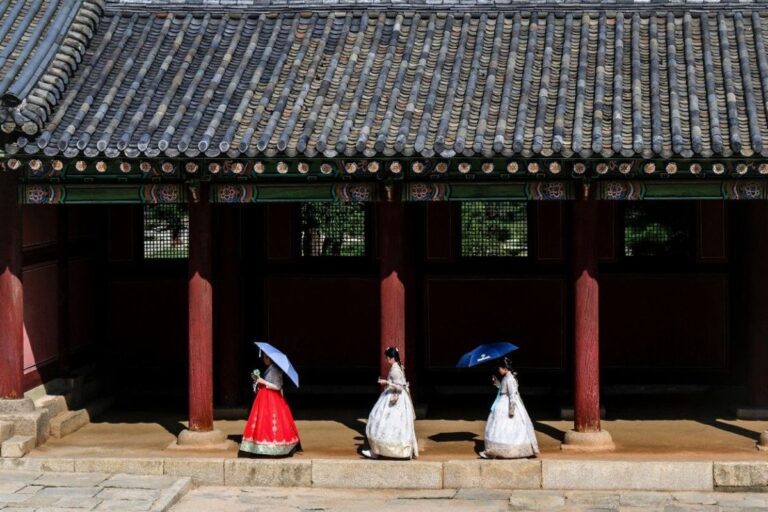 The best scholarships in South Korea for international students -- some are even 100% fully-funded