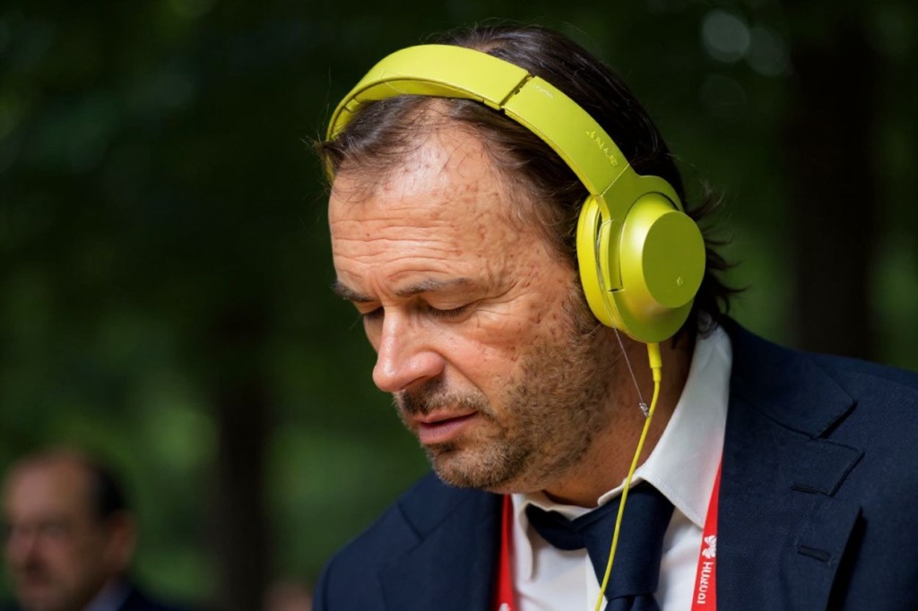 A new study shows that listening to upbeat tunes can supercharge your imaginative thinking. Source: