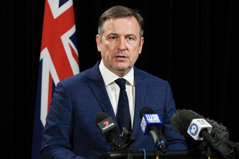 South Australia gets green light to bring back international students