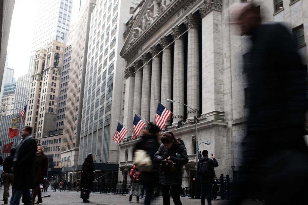 The H-1B visa is recognised as “dual intent”, making holders eligible to apply for a US green card after it expires / Source: SPENCER PLATT /