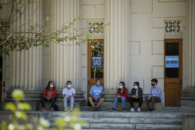 How an ER simulation helps medical and engineering students see new points of view