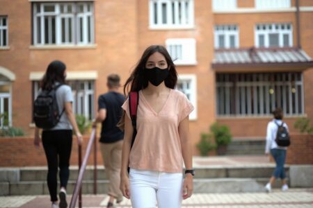 Affordability vs freedom: 3 housing options for int'l students in Canada