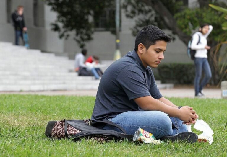 4 podcasts every international student should be tuning into