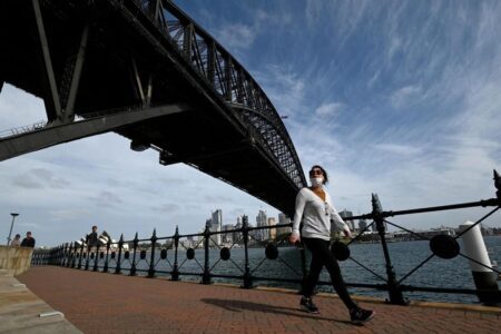 More Australian universities say students must get vaccines