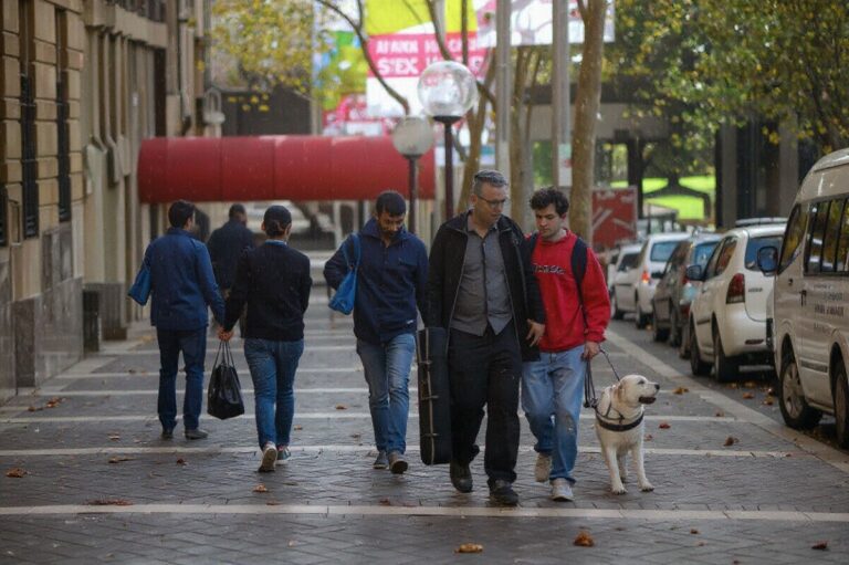 Paused: Pilot plan to return international students to NSW