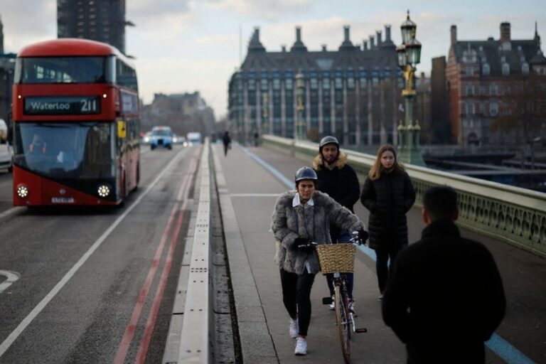 How bespoke student counselling is helping Indian students study in the UK