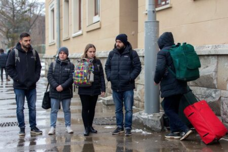 Up to students whether to stay or leave Ukraine, says expert