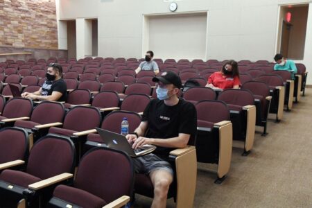 Plagiarism remover: 5 free tools for students