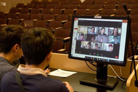 5 ways for better student-teacher communication online