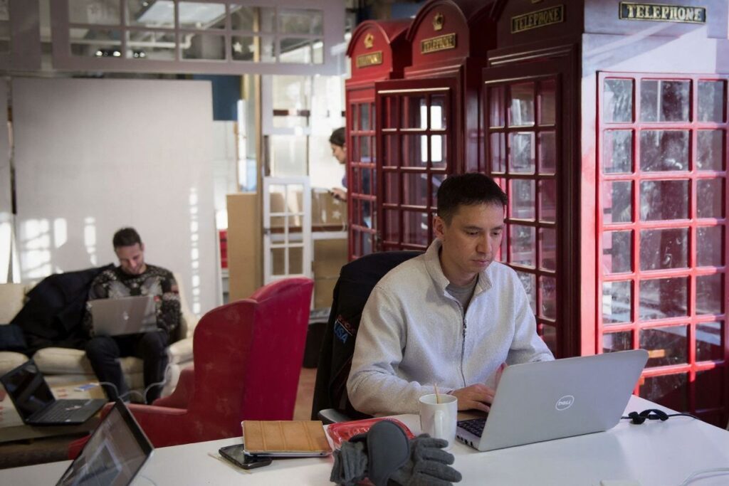 Different countries have their own laws which may or may not permit international students to participate in freelance work while on a student visa. Source: Mladen Antonov/