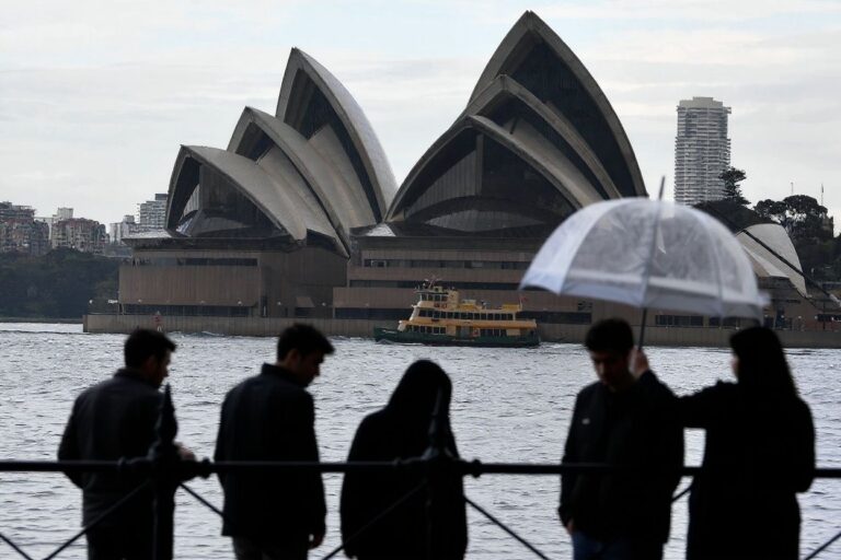 Australia's borders have reopened, but some students are still waiting for their visas