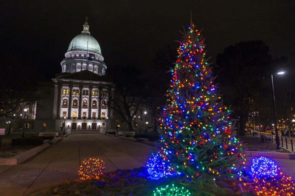 MADISON, WI – DECEMBER 04: The Wisconsin State Capitol where late night debate is taking place over contentious legislation December 4, 2018 in Madison, Wisconsin. Wisconsin Republicans are trying to pass a series of proposals that will weaken the authority of Gov.-elect Tony Evers and incoming Democratic Attorney General Josh Kaul.   Andy Manis/Getty Images/ (Photo by Andy Manis / GETTY IMAGES NORTH AMERICA / )