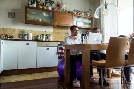 Here's how you can build your network while getting an MBA online