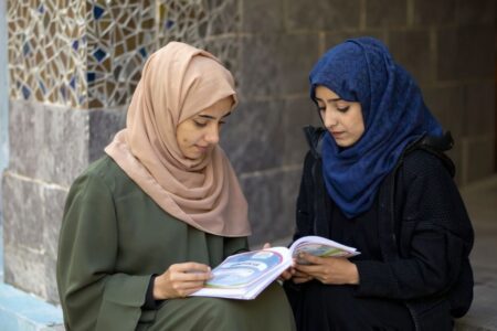 4 websites to sell your textbooks for cash