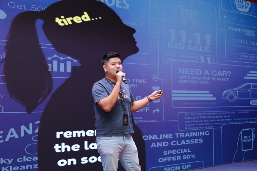 Stop sitting in traffic for free — here's a biz that lets you make money with your car