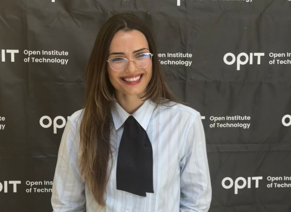 How a Brazilian HR analyst balances work, grad school, and 'a lot of fun'